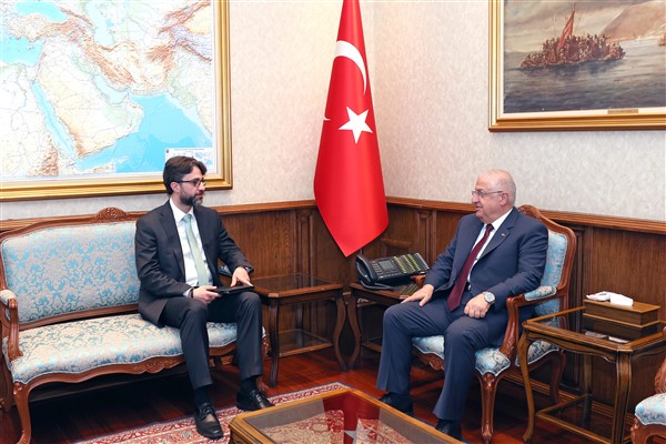 Bakan Güler, Türkiye’nin Mogadişu Büyükelçisi Aktaş’ı kabul etti