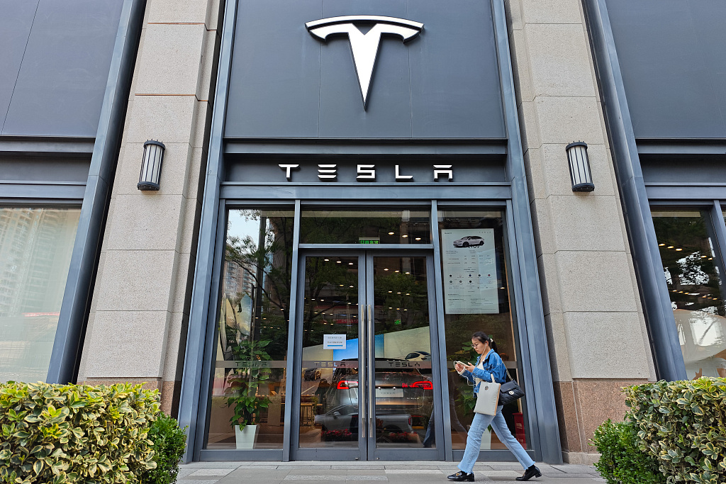 “ABD’nin ‘üretim kapasitesi fazlası’ iddiasına rağmen, Çin neden Tesla’yı geliştiriyor?”