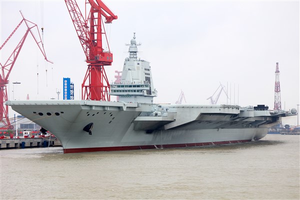 Fujian uçak gemisinin denizdeki testleri sürüyor
