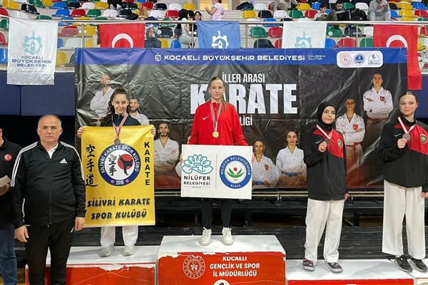 Nilüfer’li karateciler, 1 altın 2 bronz madalya kazandı