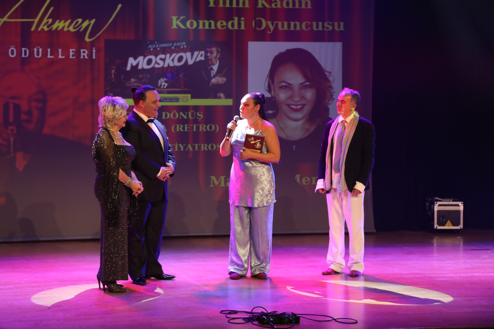 Üstün Akmen Ödülleri’nden İBB Şehir Tiyatroları’na 3 ödül